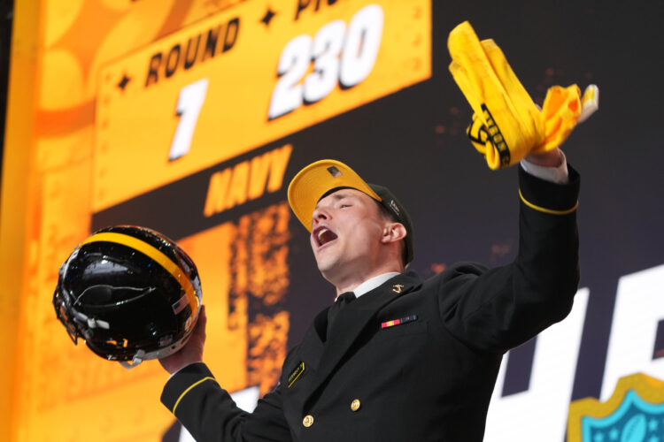 Steelers Use 7 Of 10 Draft Picks On Offense As They Wait For Rodgers To Decide On Return